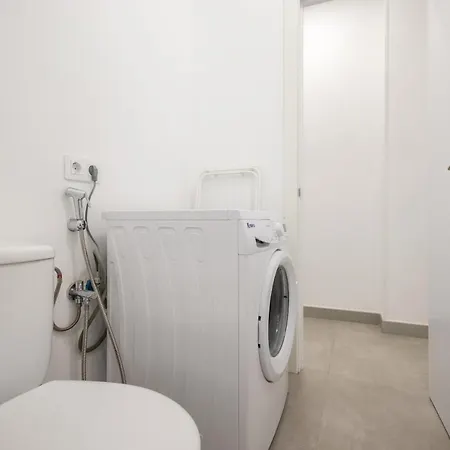 Apartment 3br Workfriendly - Sea & Port Views - Beach *